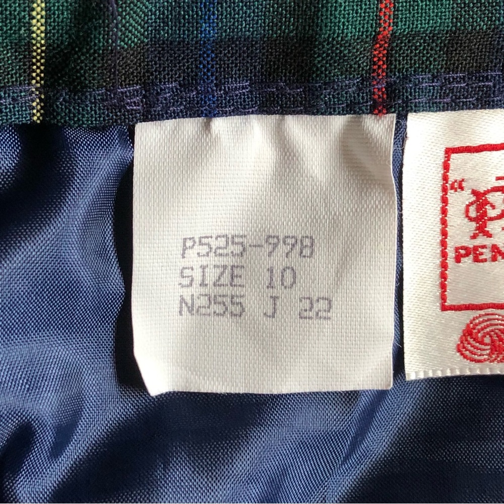 Vintage 80s Pendleton Wool Pencil Skirt in Black Watch Plaid, Size 10 - Picture 5 of 6